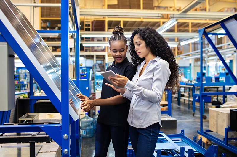 MES software — custom manufacturing execution system for $10–15k vs licensed suites