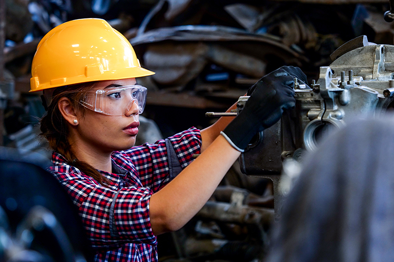 Predictive maintenance software — custom build at $10–15k vs licensed PdM platforms